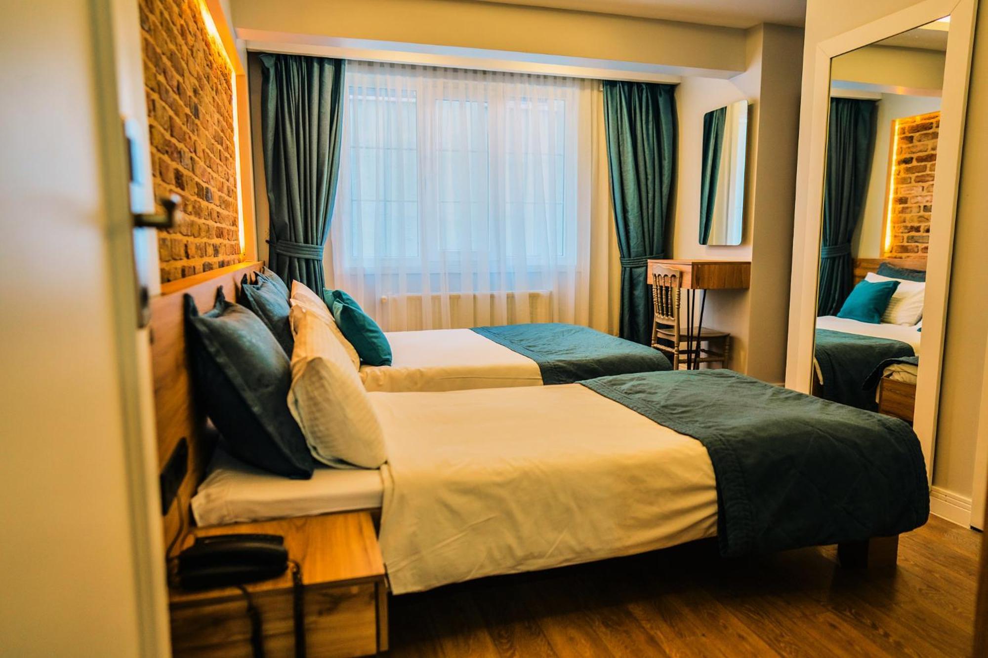 Taksim Santa Lucia Hotel Стамбул Екстер'єр фото